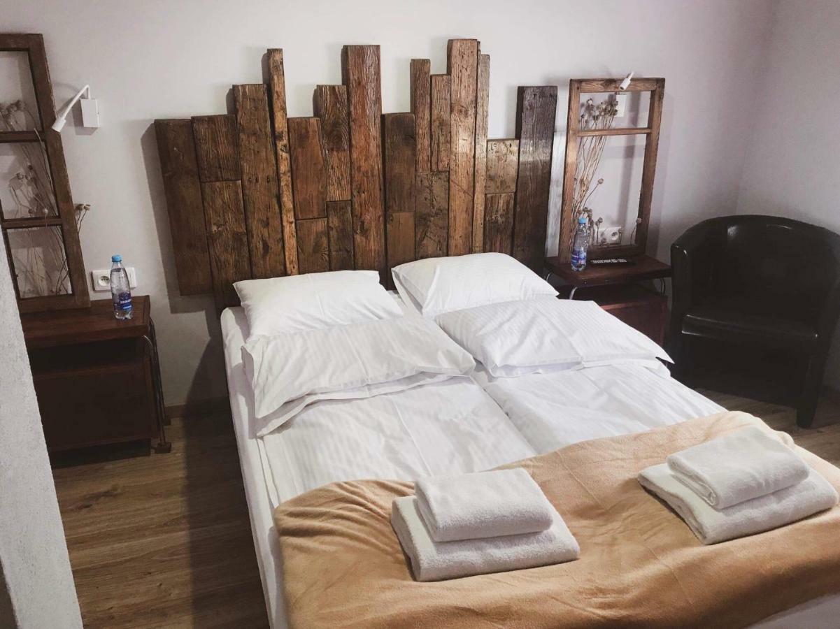 Ploski Chutor Nad Narwia Bed & Breakfast エクステリア 写真